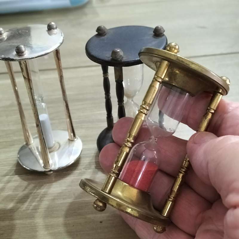 RARE HOUR GLASS COLLECTION.