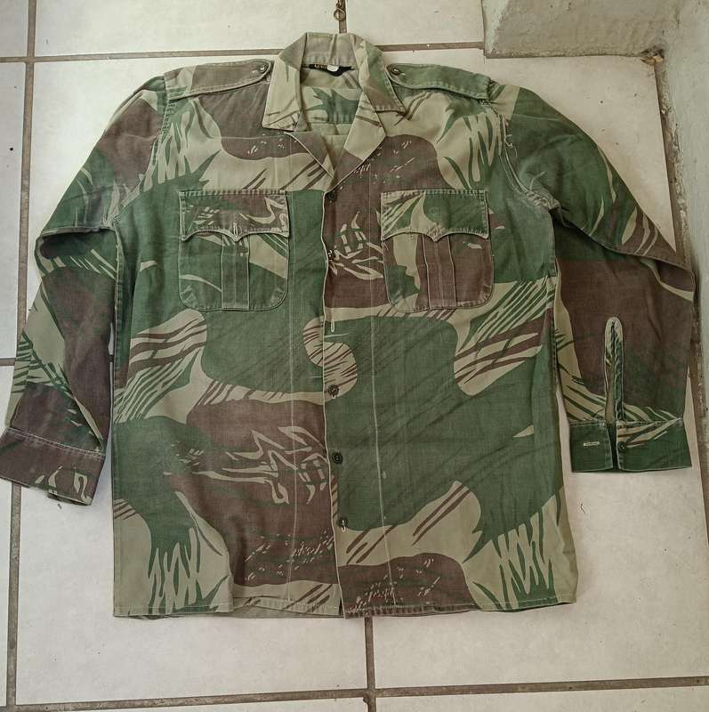 RHODESIA ARMY LONG SLEEVE SHIRT.