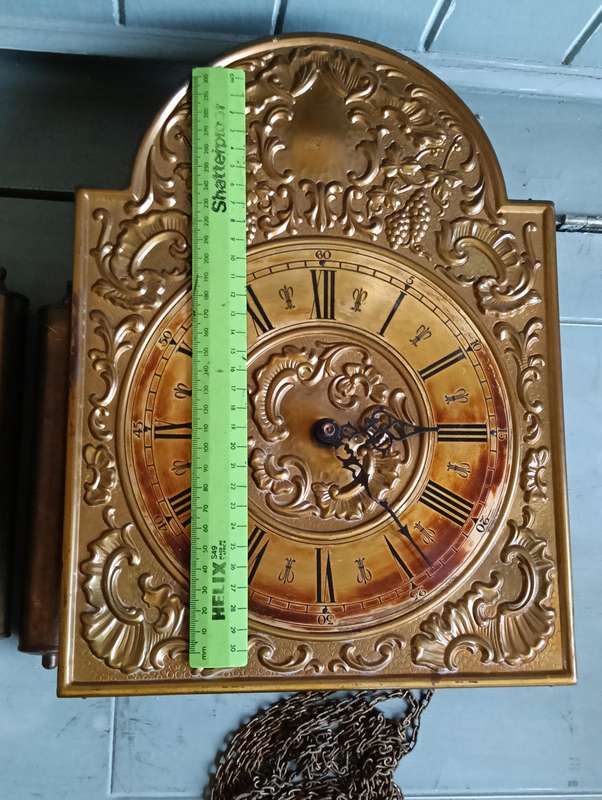 WALL CLOCK. MADE IN GERMANY.
