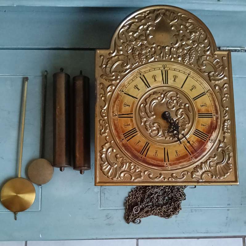 WALL CLOCK. MADE IN GERMANY.