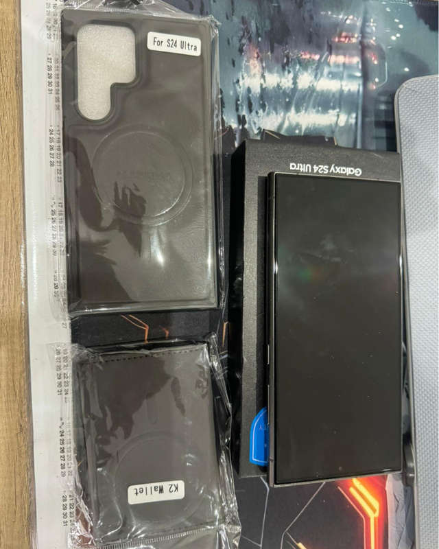 S24 Ultra 256GB Titanium Black + Cover