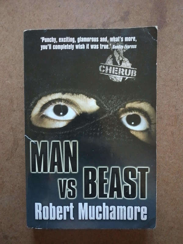 Robert Muchamore - Man vs Beast