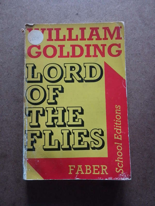 William Golding - Lord of the Flies - School Edition