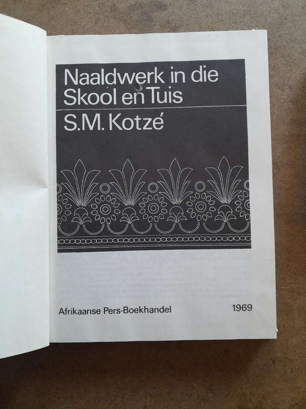 Naaldwerk in die skool en Tuis