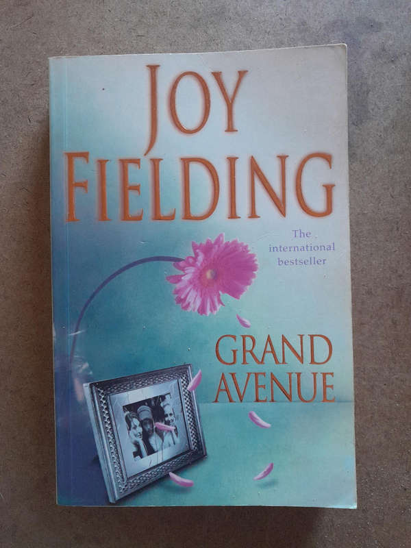 Joy Fielding - Grand Avenue