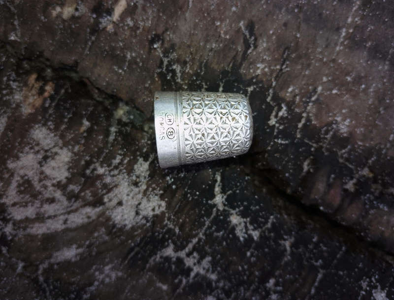 Charles Horner Dorcas thimble, silver, antique.stamped 'Dorcas, CH, 8' c1900-1910.