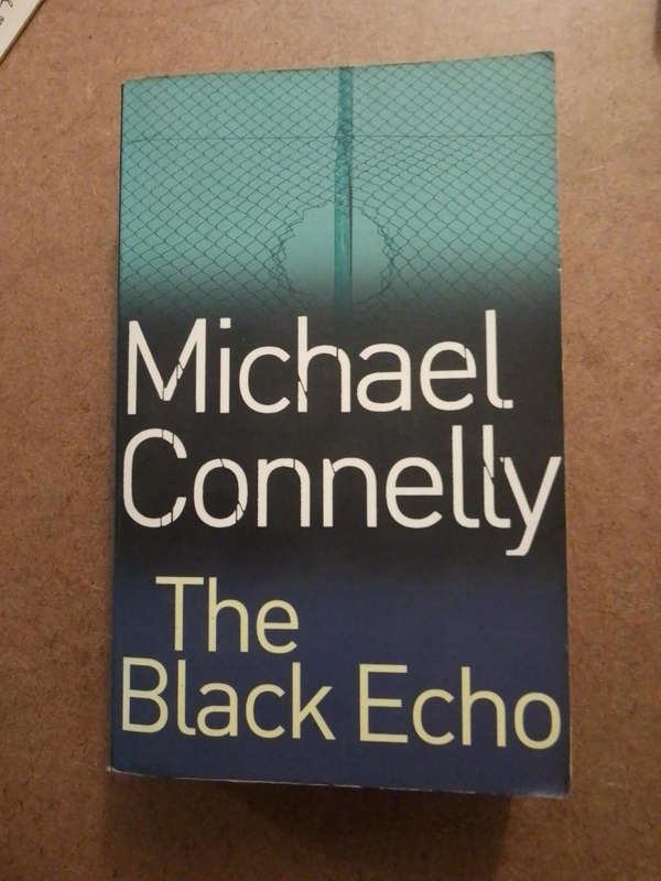 Michael Connelly - The Black Echo
