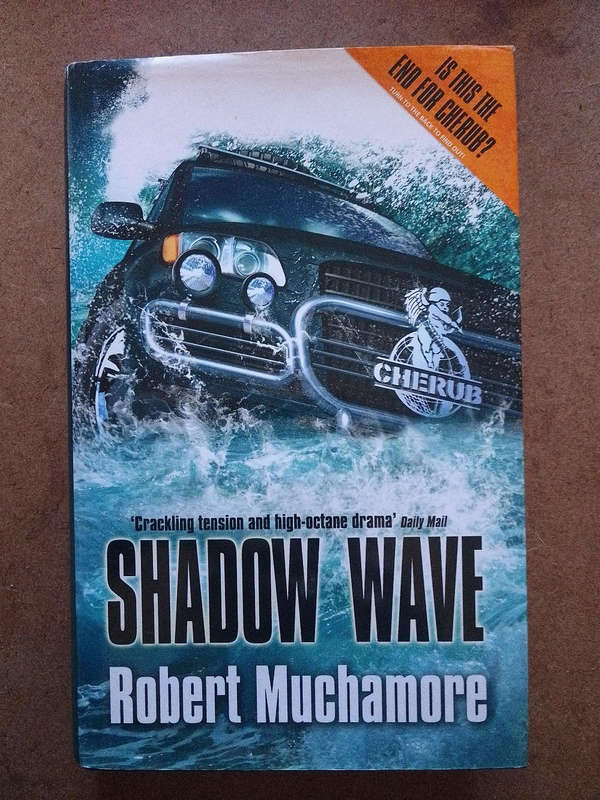 Robert Muchamore - Shadow Wave