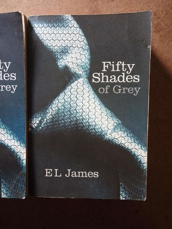 E.L James - Fifty Shades of Grey
