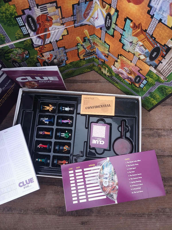 Clue DVD game ( Boardgame )