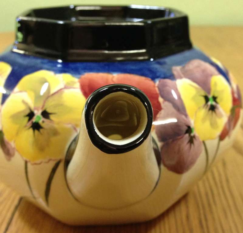 ROYAL DOULTON PANSIES TEAPOT & LID - D4049 - ENGLAND - 1917-30 - STUNNING!!!!
