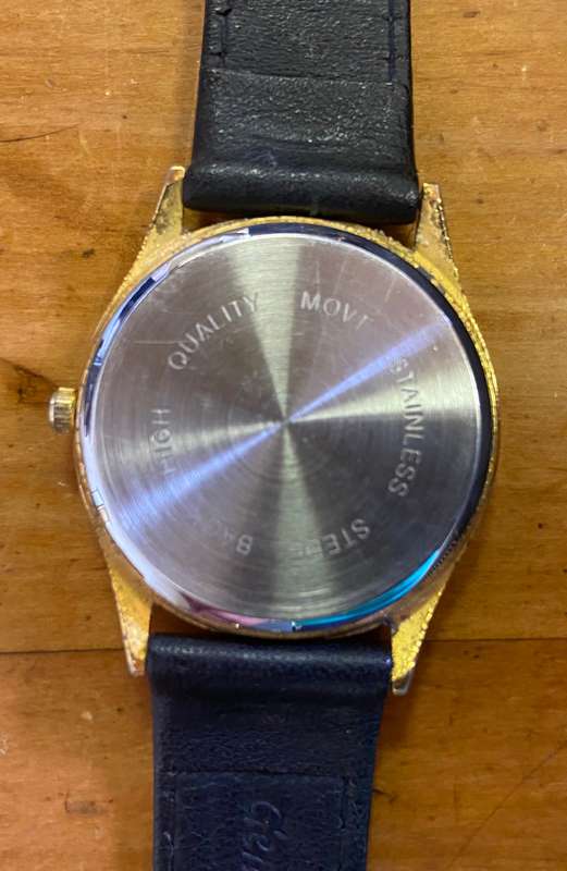 TIME WRIST WATCH - MENS Wristwatch - GENUINE LEATHER STRAP - STAINLESS STEEL BACK - QUALITY MOVEMENT