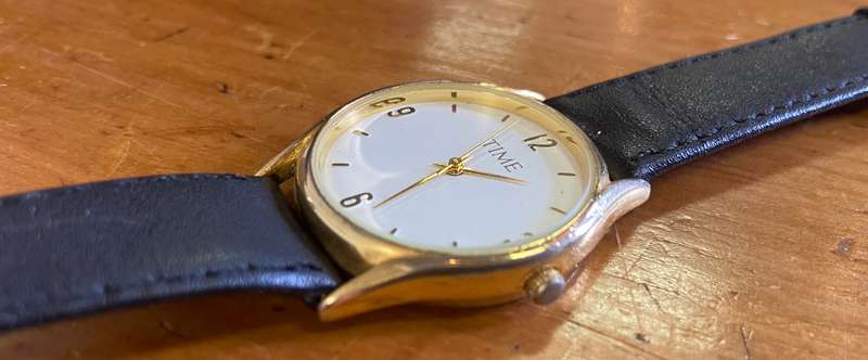 TIME WRIST WATCH - MENS Wristwatch - GENUINE LEATHER STRAP - STAINLESS STEEL BACK - QUALITY MOVEMENT