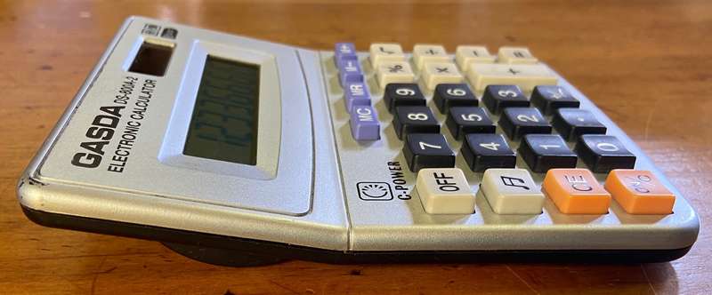 CALCULATOR ELECTRONIC GASDA DS-800A-2 - 8 DIGIT - Good working condition + NEW BATTERIES INCLUDED.