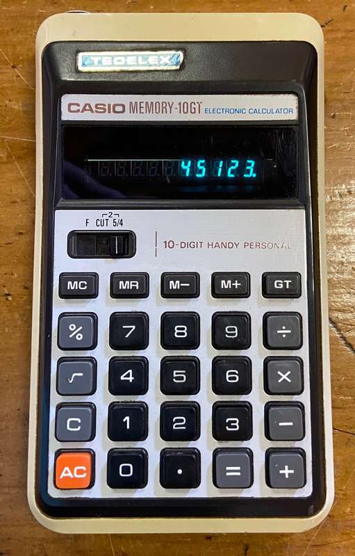 CALCULATOR CASIO TEDELEX MEMORY-10GT ELECTRONIC 10 Digit Handy Personal + NEW BATTERIES INCLUDED.