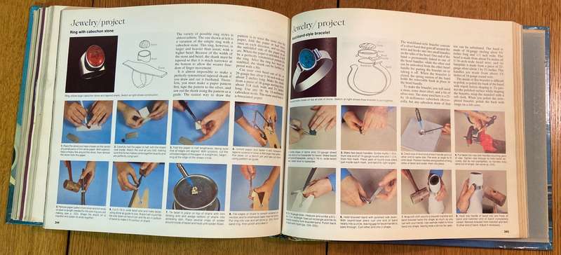 READER'S DIGEST CRAFTS AND HOBBIES - A STEP-BY-STEP GUIDE TO CREATIVE SKILLS - 1979.