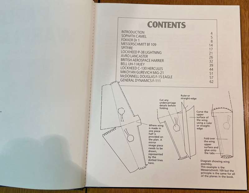 MAKING PAPER WARPLANES - DAVID HAWCOCK - 1st EDITION 1989 - DAVID & CHARLES LONDON.