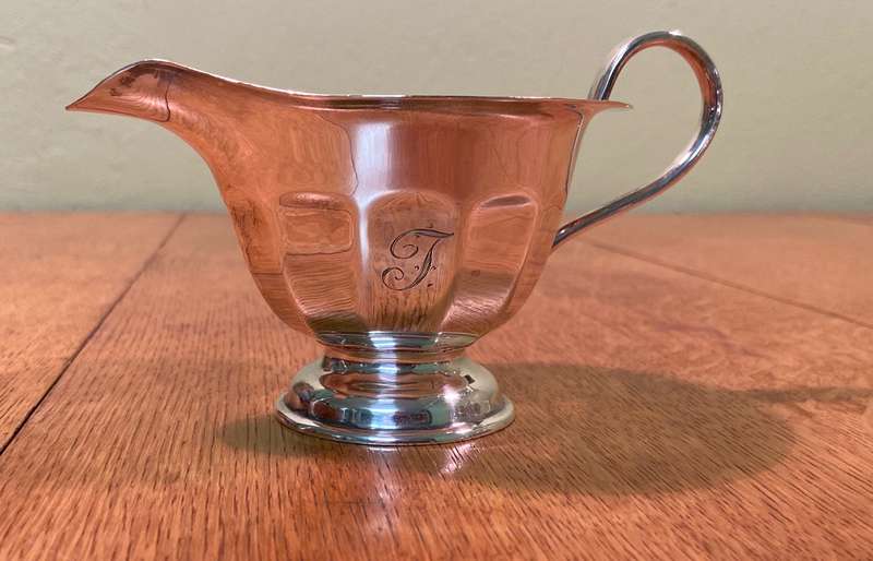 SHEFFIELD, ENGLAND  SILVER PLATED CREAMER  MILK JUG  SAUCE BOAT  Monogrammed "J".