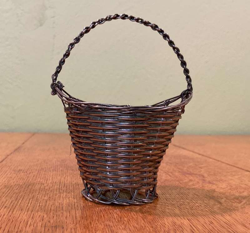 Silvered Metal ORNAMENTAL WOVEN BASKET with HANDLE.