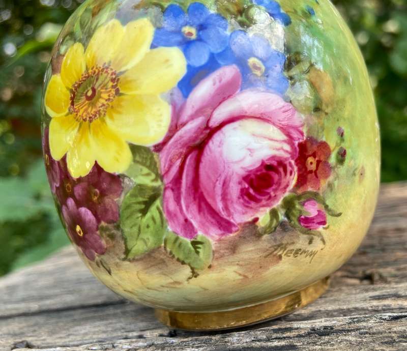 ROYAL WORCESTER BULBOUS VASE - ENGLAND - ROSES FLOWER FLORAL - JOHN FREEMAN 1935 - 2491 - STUNNING!!