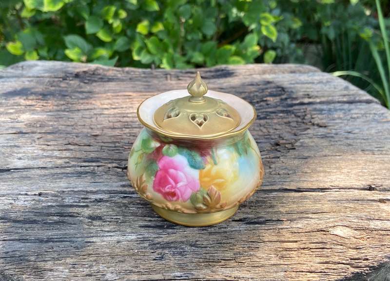 ROYAL WORCESTER POTPOURRI JAR LIDDED - HADLEY ROSES - 1911 - 265 H - UNSIGNED FLORAL - STUNNING!!