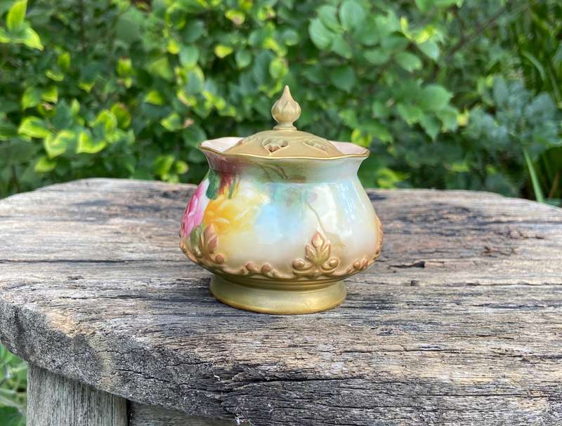 ROYAL WORCESTER POTPOURRI JAR LIDDED - HADLEY ROSES - 1911 - 265 H - UNSIGNED FLORAL - STUNNING!!