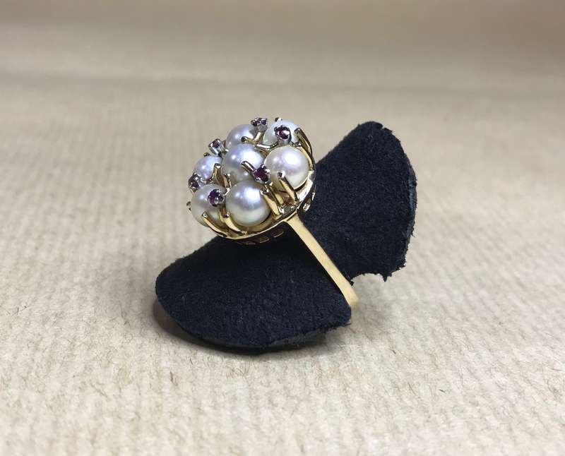 PEARL CLUSTER AND RUBY RING 14ct GOLD 14K GORGEOUS!!!! HAVE A LOOK!! BRITISH SIZE Q US SIZE 8.2 9,9g