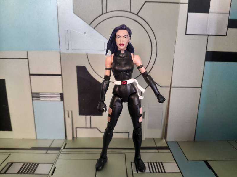 Marvel Legends Psylocke X-Force Version