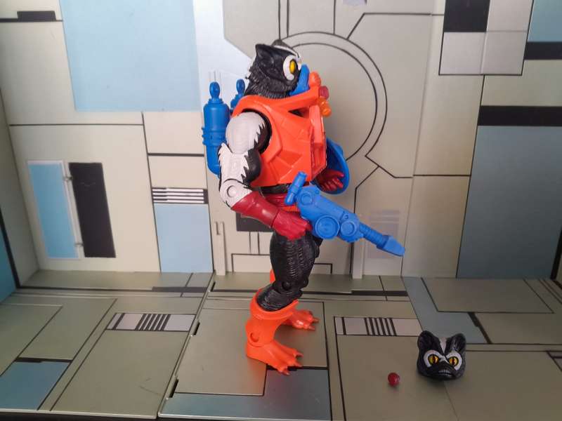 Masters of the Universe Classics Stinkor  Loose Figures With Accesories