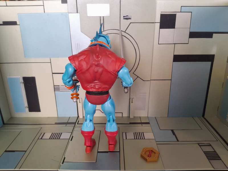 Masters of the Universe Classics Fang Man Loose Figure With Accesories