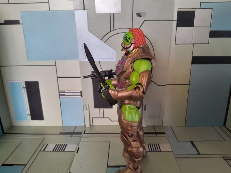 Masters of the Universe Classics Karrati -  Loose Figures With Accessories