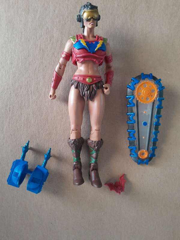 Masters of the Universe Classics Fighting Foe Men Shield Maiden Sherrilyn -  Loose Figures