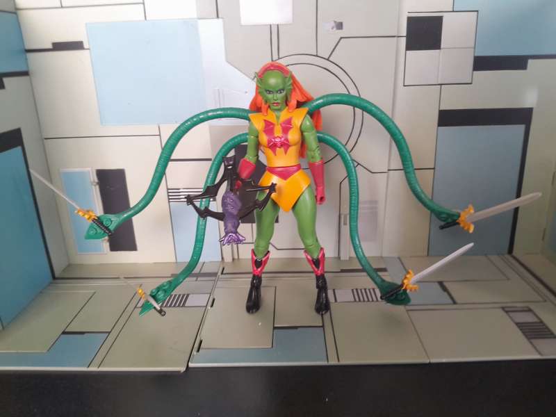 Masters of the Universe Classics Octavia -  Loose Figures With Accessories