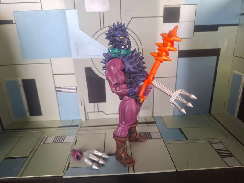 Masters of the Universe Classics Spikor  Loose Figures With Accesories