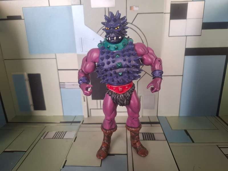 Masters of the Universe Classics Spikor  Loose Figures With Accesories