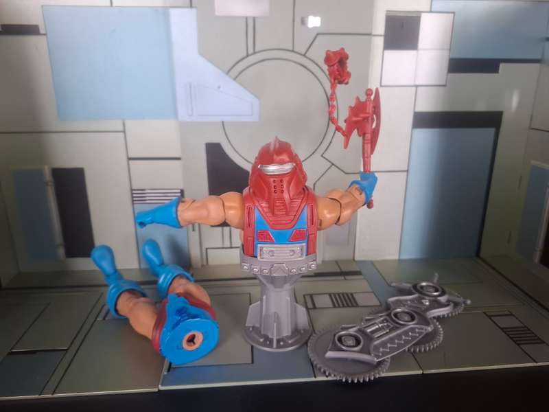 Masters of the Universe Classics Rotar  Loose Figures With Accessories