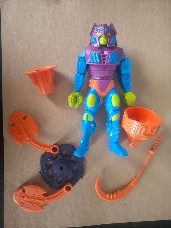 Masters of the Universe Classics Twistoid  Loose Figures With Accessories
