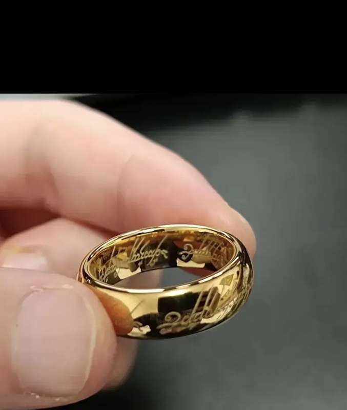 Lord of the Rings: The Ring of POWER 1:1 Scale Wearable ring