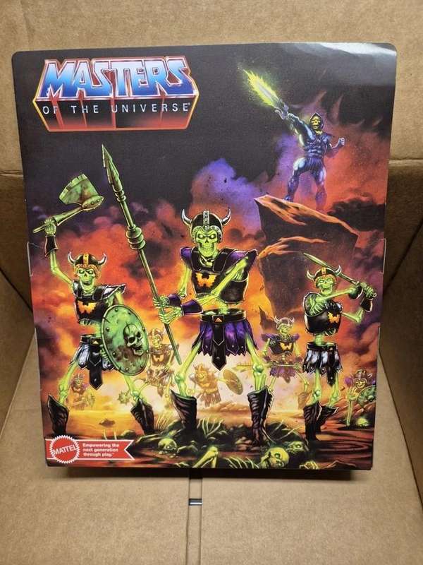 Masters of the Universe Origins Skeleton (Glow in the Dark!) Warriors Mint on Card