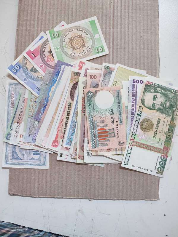 Selection of Unc. World Notes