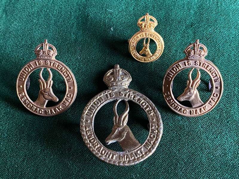 UNION DEFENCE FORCE-GENERAL SERVICE BRASS CAP, COLLARS AND MESS DRESS  COLLARS-WORN 1942-1945-LUGS C