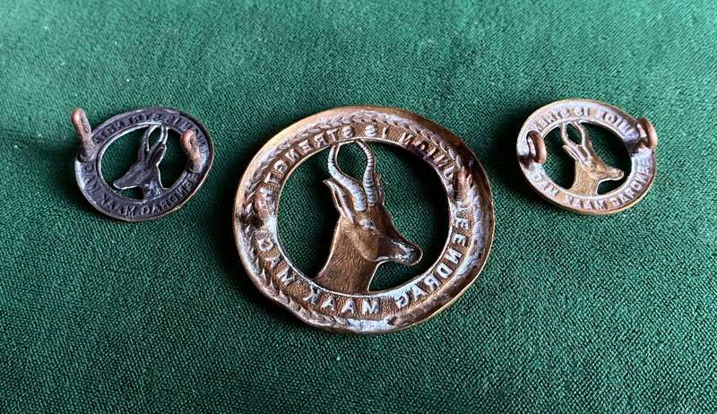 UNION DEFENCE FORCE-GENERAL SERVICE BRASS CAP AND COLLARS-WORN 1940-45-LUGS COMPLETE