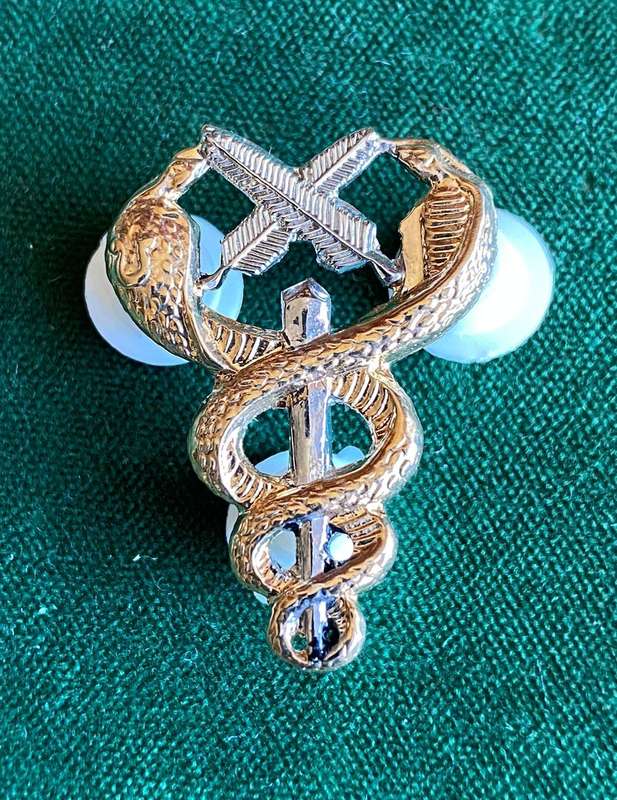 SA MEDICAL SERVICES BI-METAL BREAST BADGE-WORN BY ADMINNN PERSONNEL- 3 PINS
