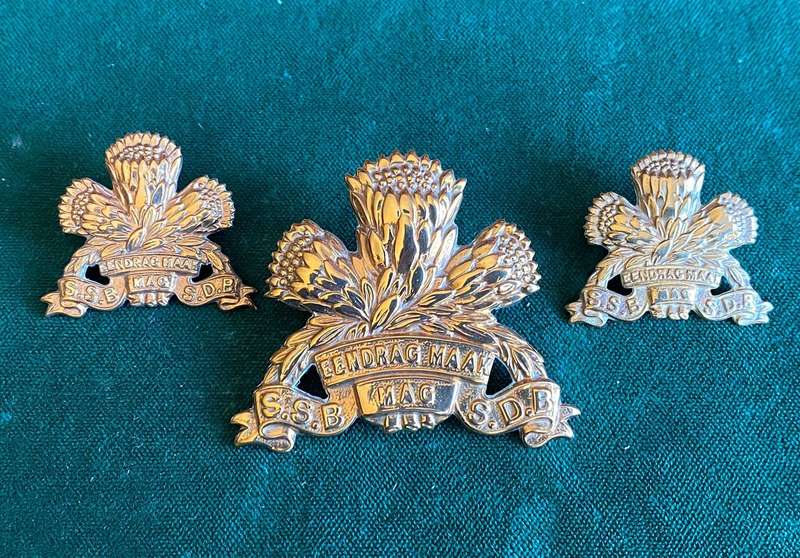 SPECIAL SERVICES BATTALION BRASS CAP AND COLLARS-WORN 1934-1963-ONE PIN ON 1 COLLAR MISSING
