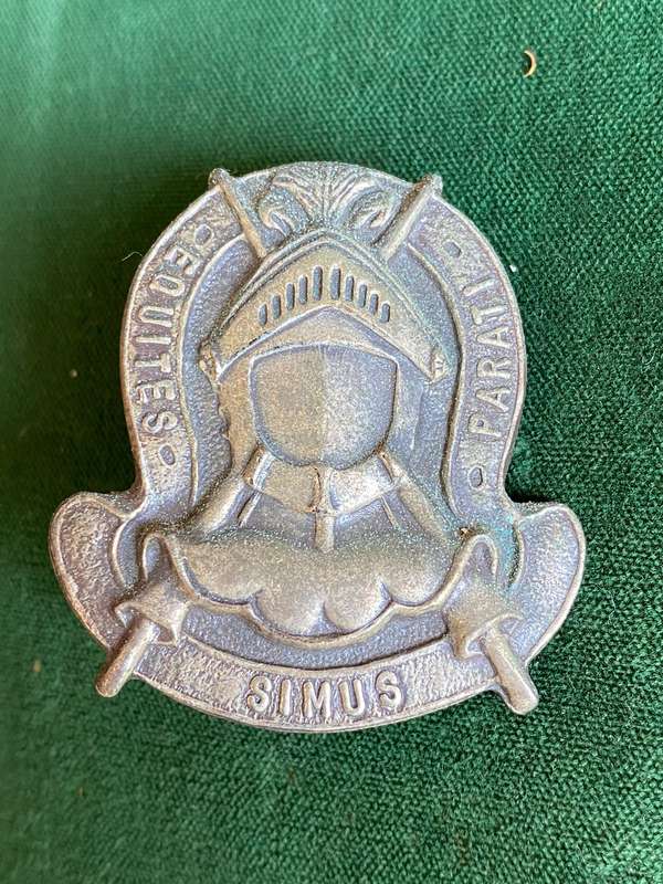 SADF EQUESTRIAN CENTRE GREY METAL CAP BADGE-APPROVED IN 1986- 2X SCREW LUGS