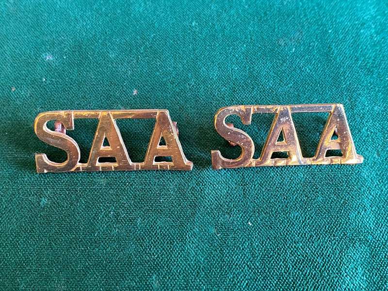 SA ARTILLERY BRASS SHOULDER TITLE PAIR-LUGS INTACT