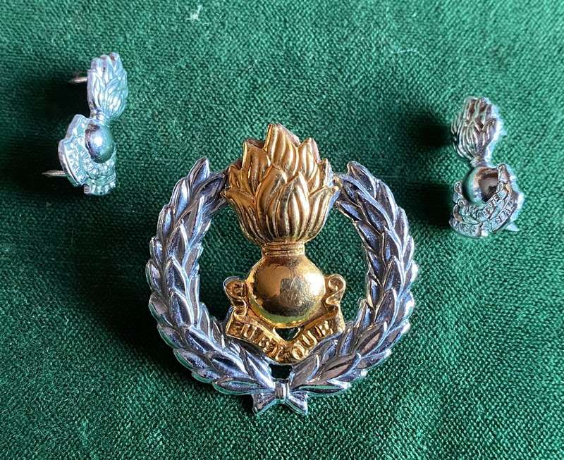 SA ENGINEERS CORPS,BI METAL CAP AND 2X MESS DRESS COLLARS-WORN SINCE 1970-LUGS + PINS INTACT