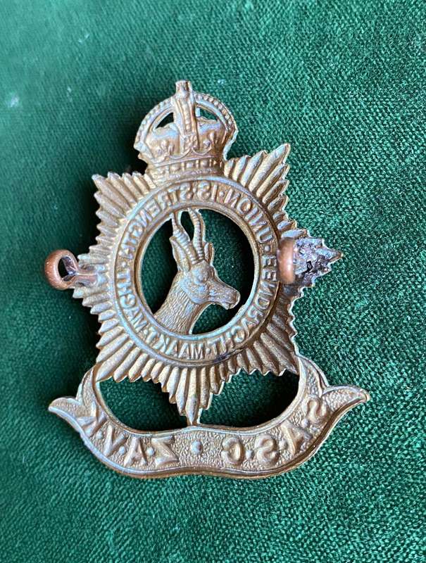 SA SERVICE CORPS-GILDING METAL CAP BADGE-WORN 1916-1918-DIE STRUCK- 2 LUGS