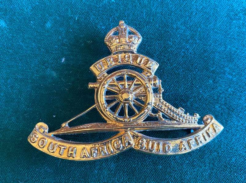 SA ARTILLERY CAP BADGE-WORN 1926-1959- 3 LUGS