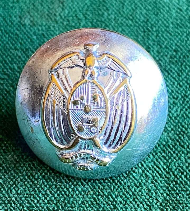 TRANSVAAL PROVINCIAL ADMINISTRATION TUNIC BUTTON POST 1961-DIAMETER 22MM